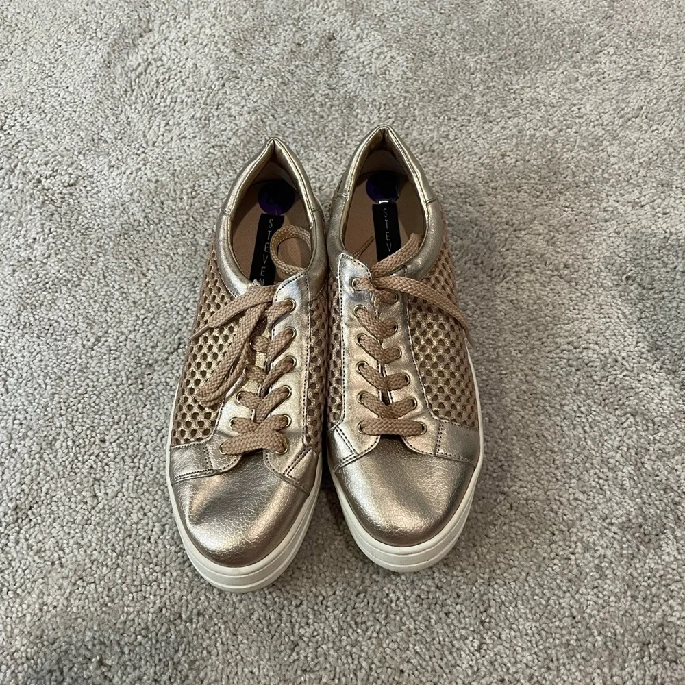 Steve Madden Platform Sneakers